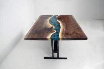 Walnut River Coffee Table With Rocks 4