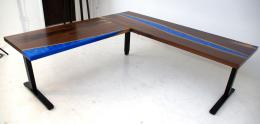 Ergonomic L Shaped Desk With Blue Resin 5