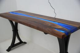 Deep Blue Epoxy & Walnut Sofa Table With LED Lights 7