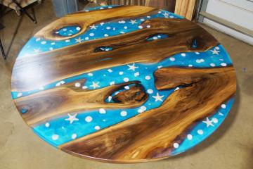 Round Walnut Conference Table With Embedded Seashells 7