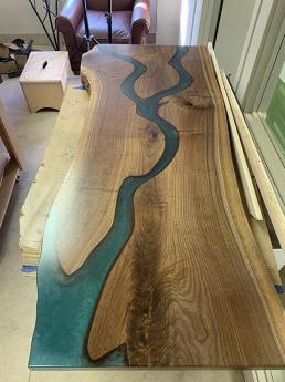Live Edge Epoxy Countertop 0021